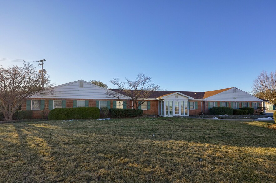 More Photos Of 640 E Oregon Rd, Lititz Office For Sale