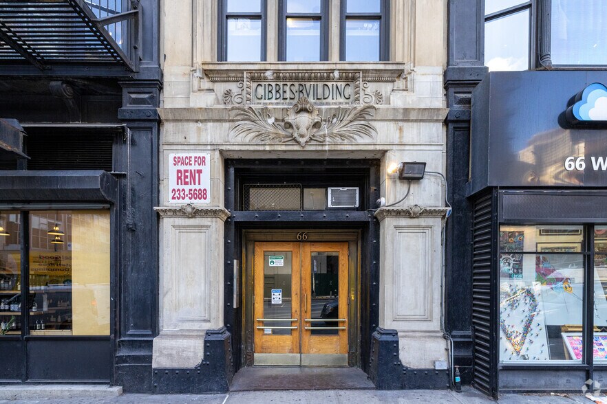 More Photos Of 66 W Broadway, New York Office For Lease