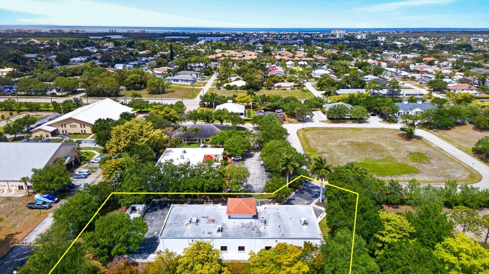 More Photos Of 3820 Via Del Rey, Bonita Springs Medical For Sale