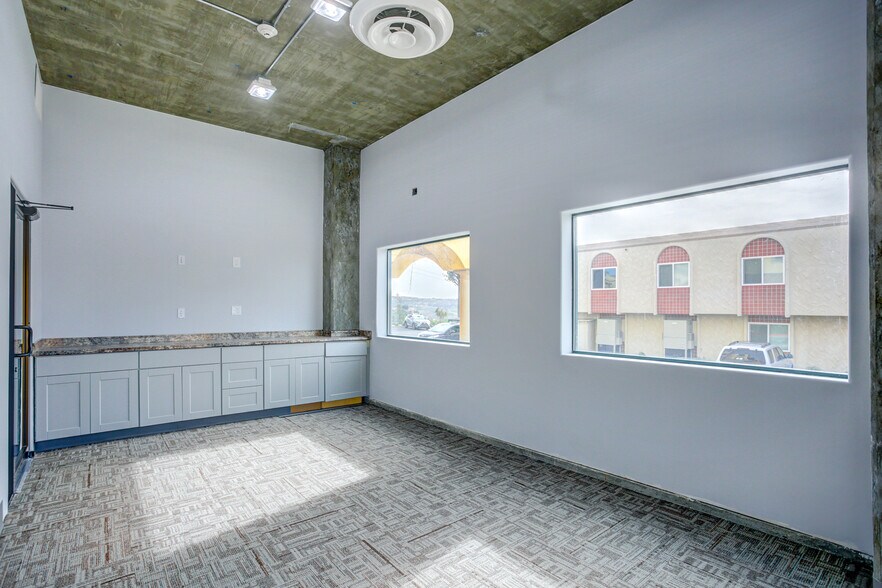 More Photos Of 2180 S El Camino Real, Oceanside Office For Sale
