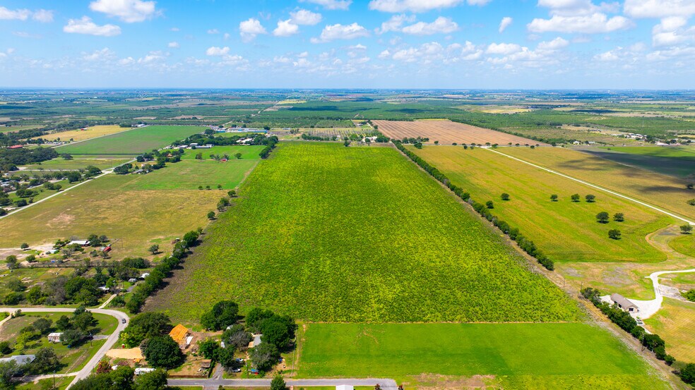 More Photos Of 7201 FM725, McQueeney Land For Sale