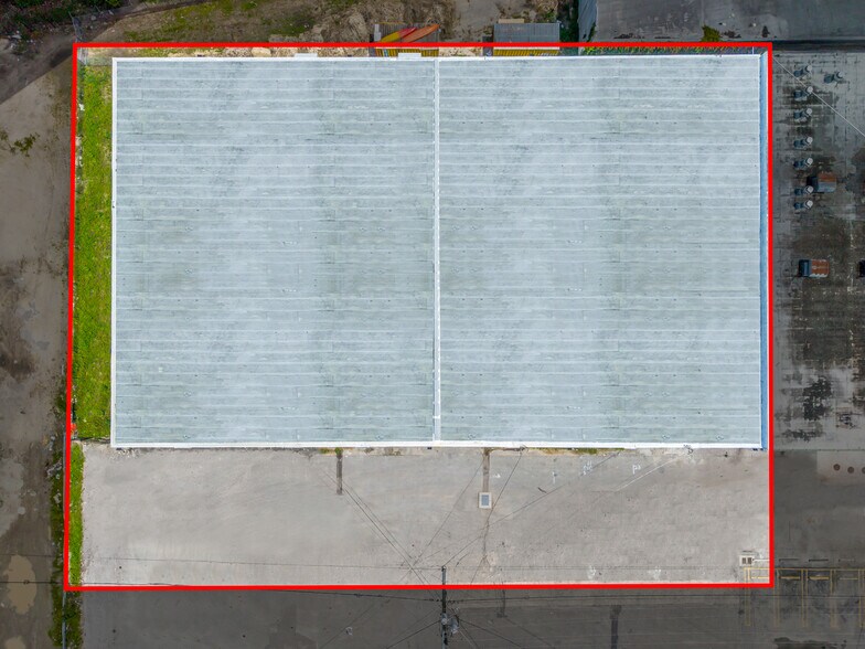 More Photos Of 3916-3920 NW 32nd Ave, Miami Warehouse For Lease