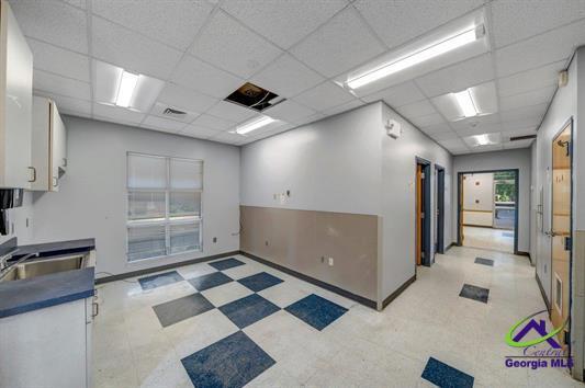 More Photos Of 114 Devaughn Ave, Montezuma Medical For Sale