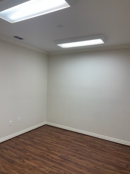 More Photos Of 8751 Collin McKinney Pky, McKinney Office Residential For Lease