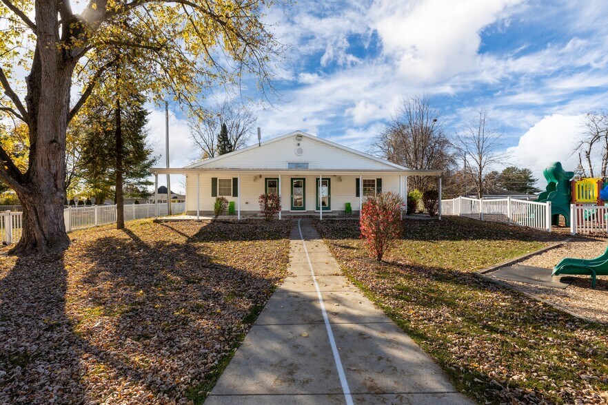 More Photos Of 100 Obetz Rd, Columbus Daycare Center For Sale