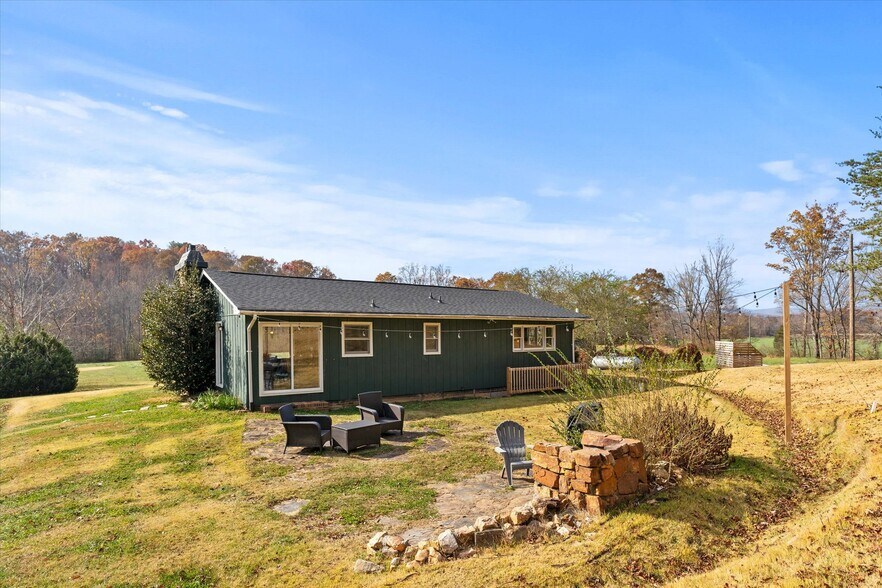 More Photos Of 364 Beast Trl, Mount Airy Winery Vineyard For Sale