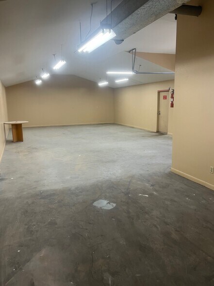 More Photos Of 2555 Weston Rd, Colorado Springs Service For Sale