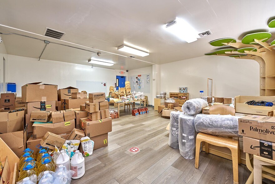 More Photos Of 1501 Beverly Blvd, Los Angeles Office For Lease