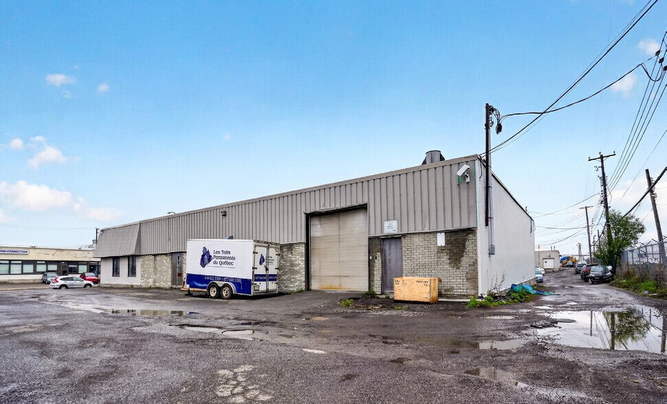 More Photos Of 2082-2106 Chartier, Dorval Industrial For Sale