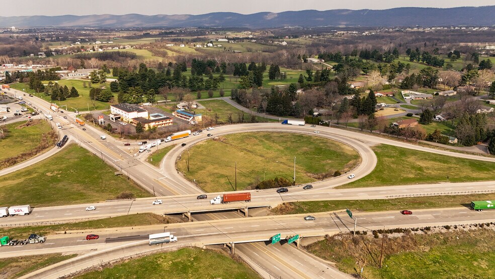 More Photos Of 1252 Harrisburg Pike, Carlisle Hotel For Sale