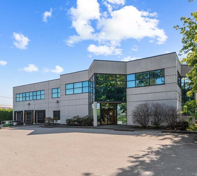 More Photos Of 600 Derwent Way, Delta Warehouse For Lease