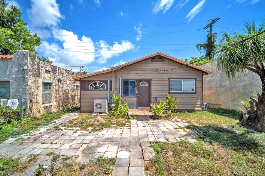 More Photos Of 2135-2237 Washington St, Hollywood Apartments For Sale