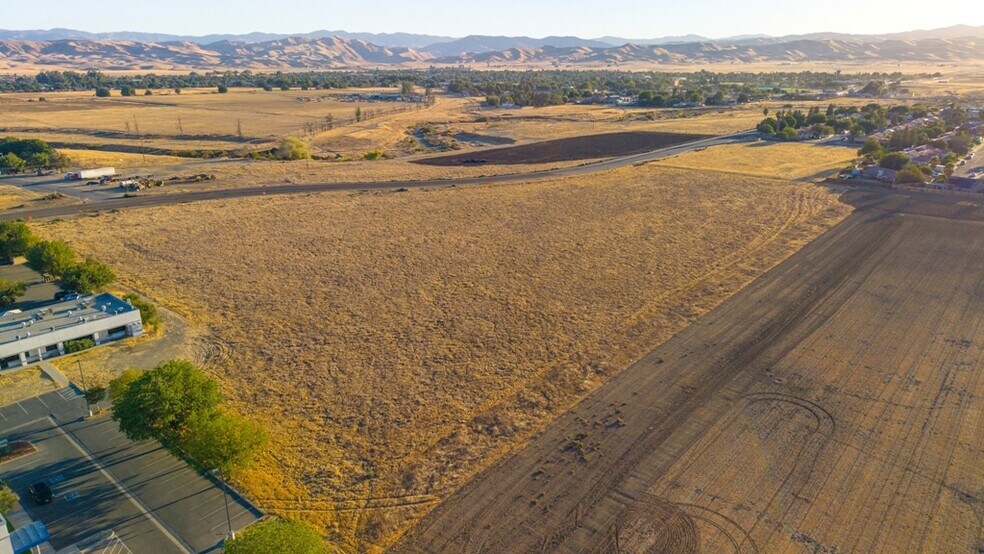 More Photos Of Phelps Avenue, Coalinga Land For Sale