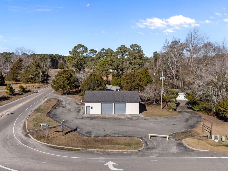 Primary Photo Of 2556 Ocean Hwy W, Shallotte Specialty For Sale