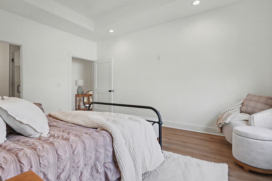 More Photos Of 1519-1521 Carroll Creek Rd, Johnson City Apartments For Sale