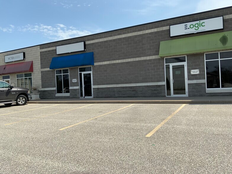 More Photos Of 310 Croft Dr, Lakeshore Storefront For Lease