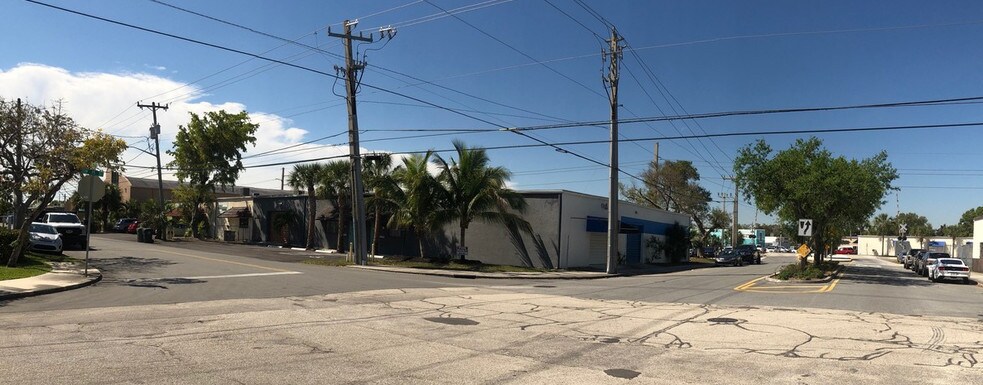 More Photos Of 100 SW 15th St, Fort Lauderdale Warehouse For Lease