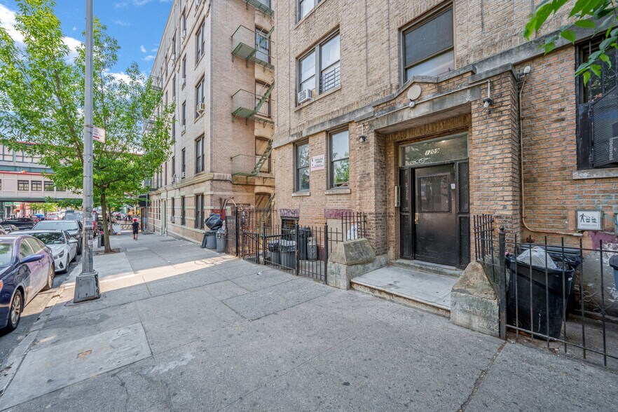 More Photos Of 1215 Elder Ave, Bronx Apartments For Sale