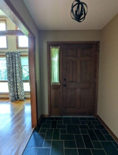 More Photos Of 4087 Lowry Rd, Lowry Specialty For Sale