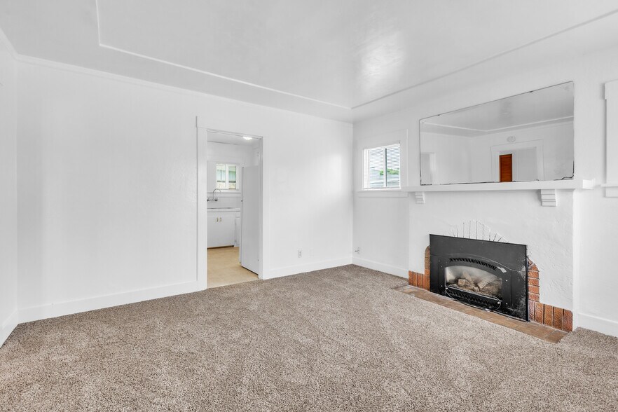 More Photos Of 612 Central Ave, Salinas Multifamily For Sale
