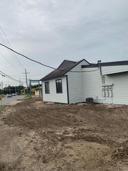 More Photos Of 470-474 S 4th St, Beaumont Industrial For Sale