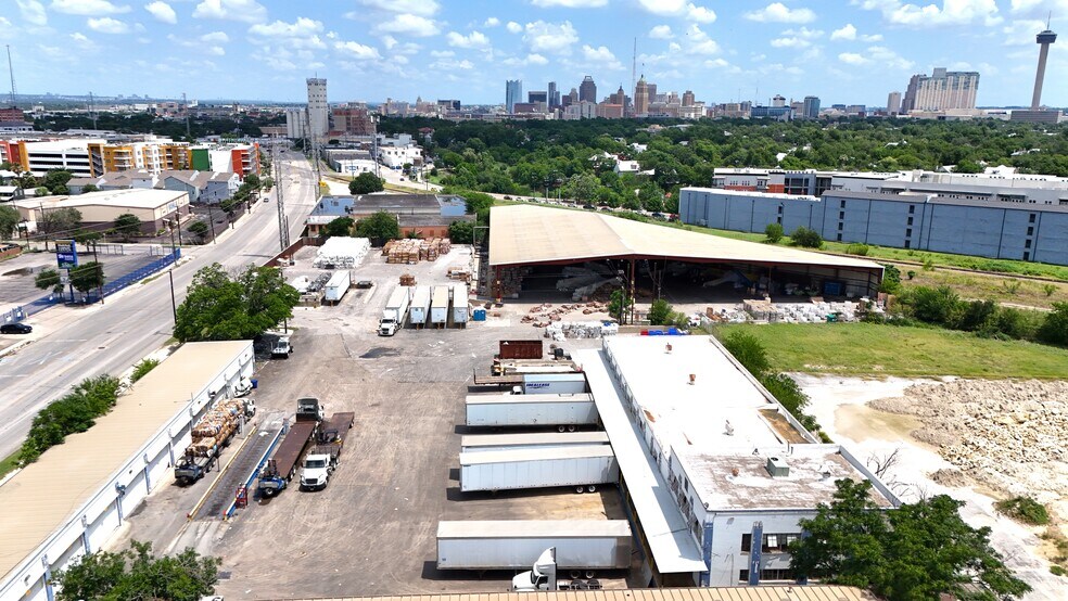 Primary Photo Of 400 Probandt St, San Antonio Manufacturing For Lease