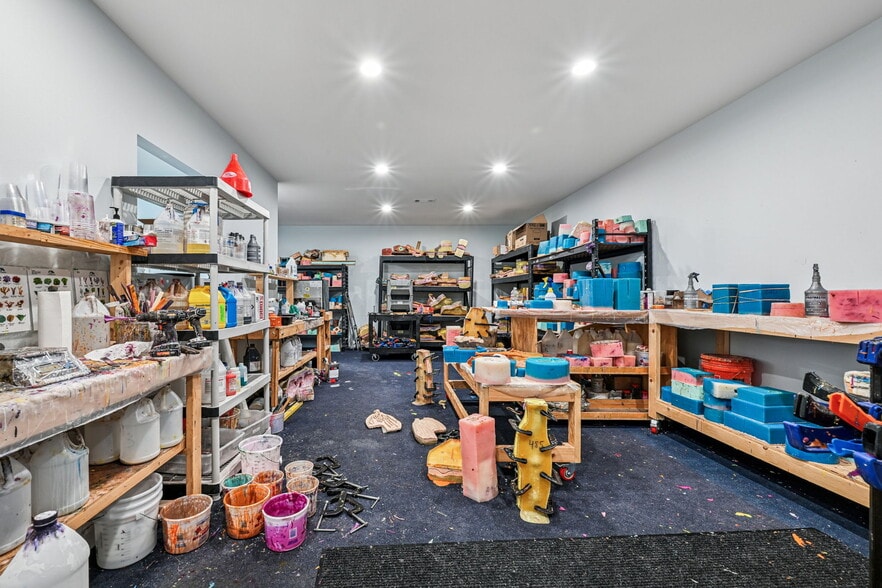 More Photos Of 269 General Patton Ave, Mandeville Warehouse For Sale