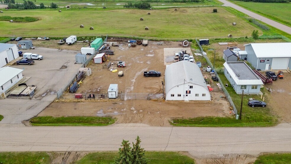 Primary Photo Of 3804-47 Ave, Stettler Warehouse For Sale