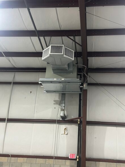 More Photos Of 161 Commerce Rd, Boynton Beach Warehouse For Sale