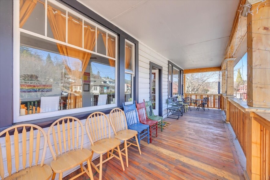 More Photos Of 134 N Washington St, Sonora Specialty For Sale