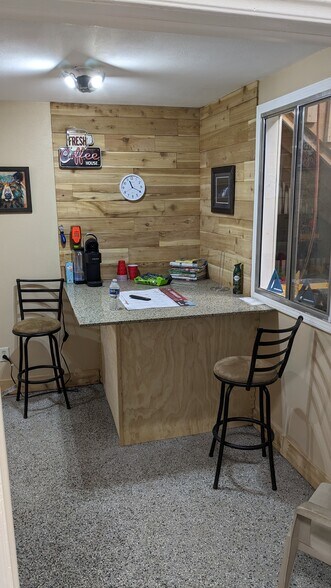 More Photos Of 2200 Chambers Rd, Aurora Warehouse For Sale