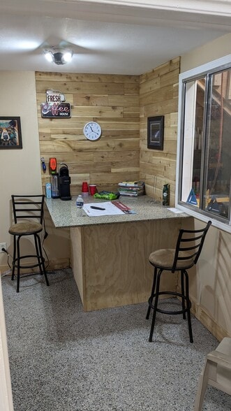 More Photos Of 2200 Chambers Rd, Aurora Warehouse For Lease