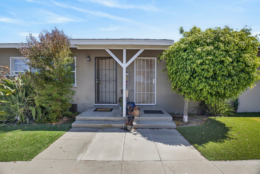 More Photos Of 2510 Carnegie Ln, Redondo Beach Apartments For Sale