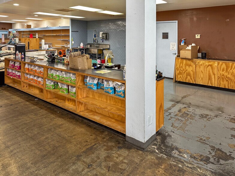 More Photos Of 12108-12112 Venice Blvd, Los Angeles Storefront For Lease