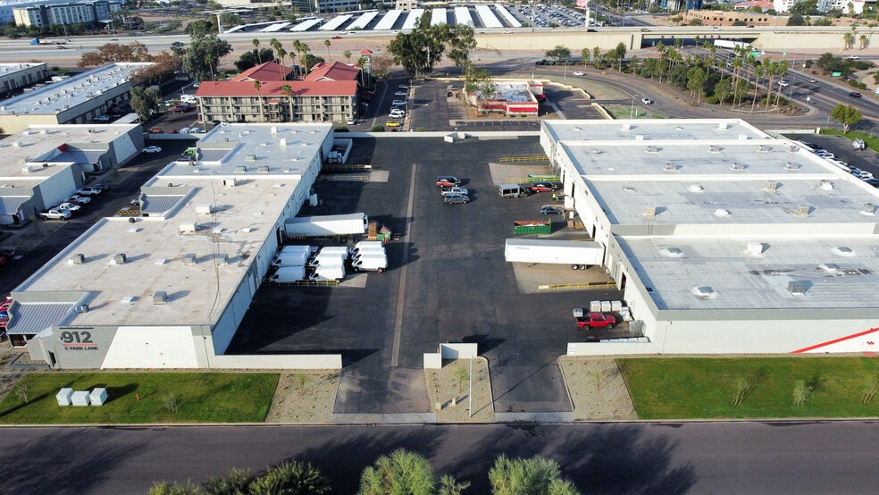 More Photos Of 912 S Park Ln, Tempe Unknown For Lease