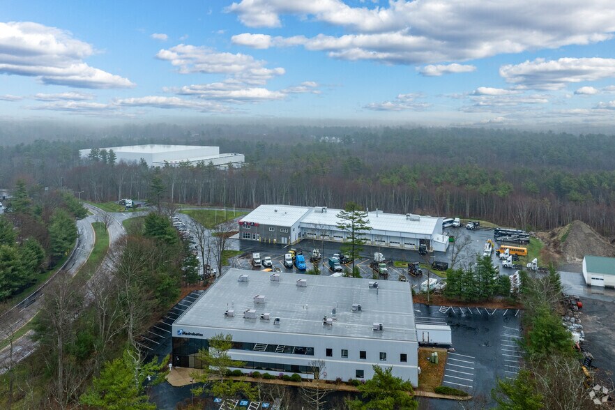 More Photos Of 475 Paramount Dr, Raynham Research And Development For Lease