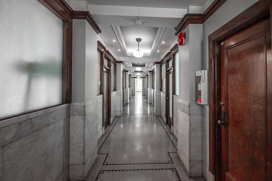 More Photos Of 402 W Pender St, Vancouver Office Residential For Sale