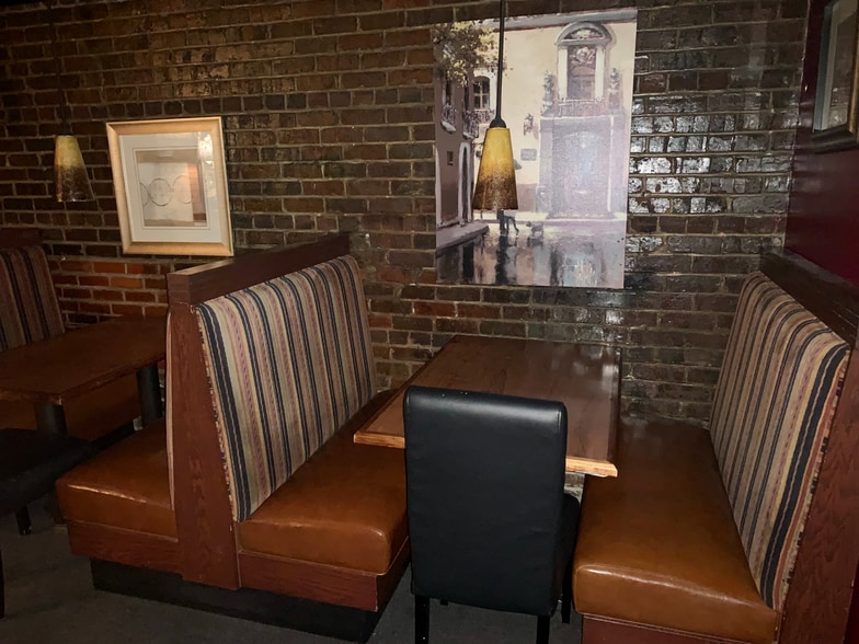 More Photos Of 109 Bruce St, Sevierville Restaurant For Lease