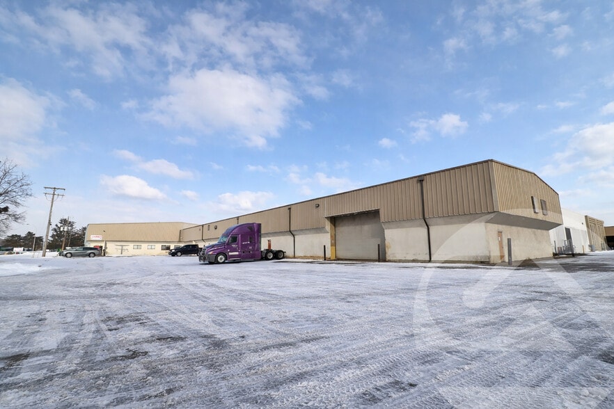 Primary Photo Of 12642 Richfield Ct, Livonia Manufacturing For Lease