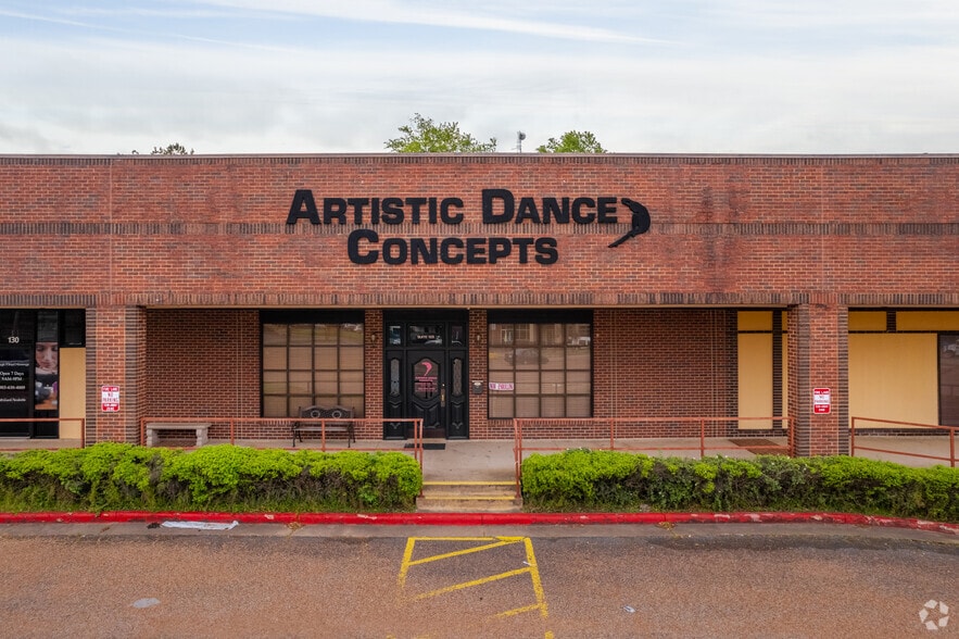 More Photos Of 3320 Troup Hwy, Tyler Unknown For Lease