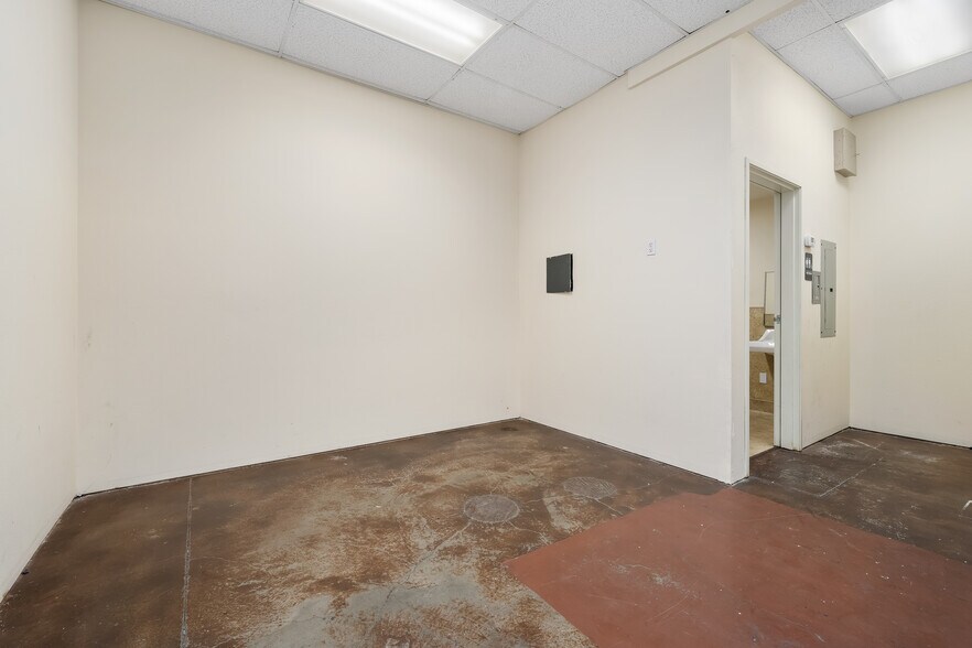 More Photos Of 1461-1475 Creston Rd, Paso Robles Unknown For Lease