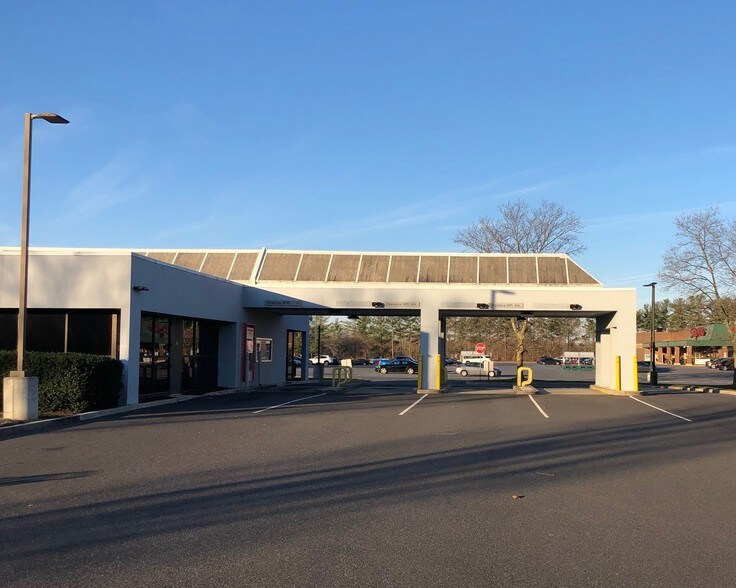 More Photos Of 3600 E Landis Ave, Vineland Bank For Lease