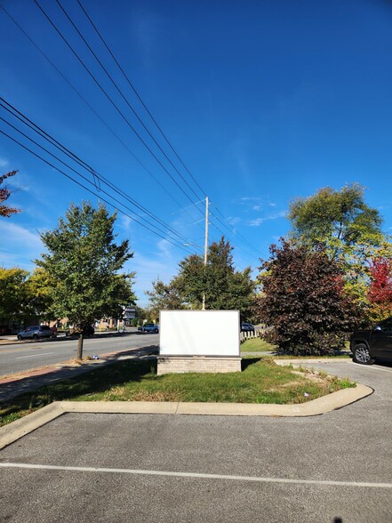 More Photos Of 6401 Broadway Ave, Cleveland Drugstore For Lease