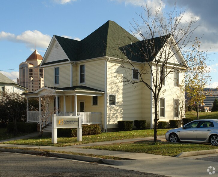 Primary Photo Of 124 Wells Ave NW, Roanoke Office Residential For Sale