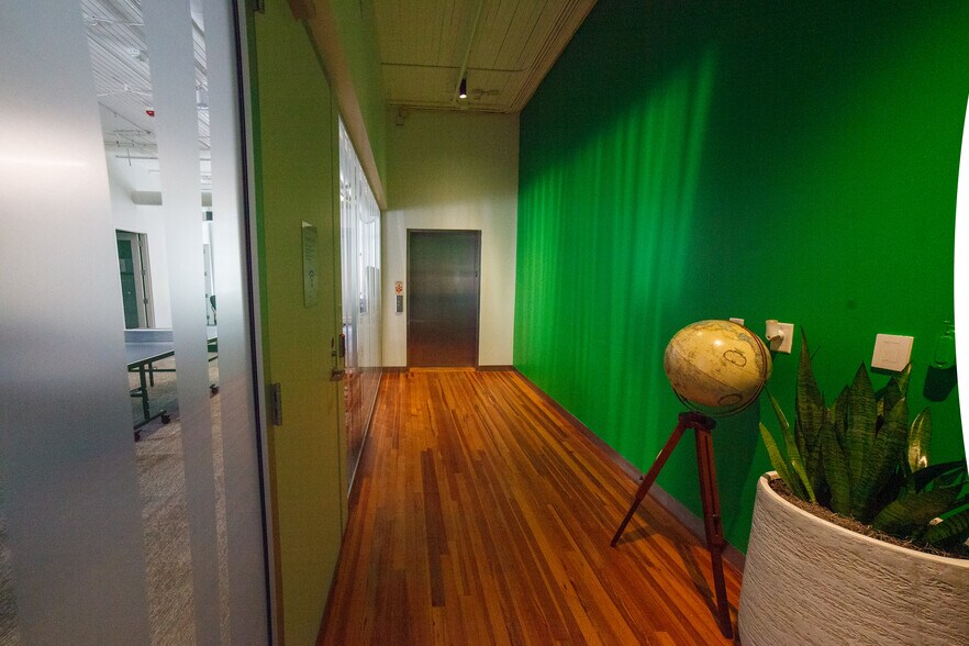More Photos Of 309 E Chapel Hill St, Durham Office For Lease