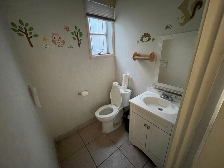More Photos Of 721 Stockton Ave, San Jose Service For Lease