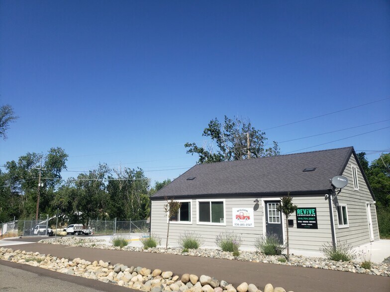 Primary Photo Of 3180 Taylor Rd, Loomis Contractor Storage Yard For Sale