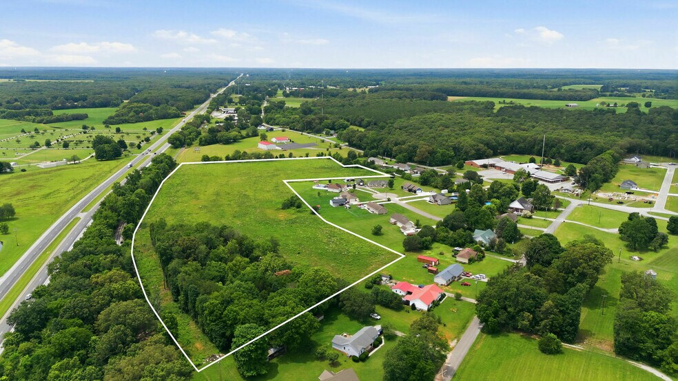 More Photos Of Old Tullahoma hwy, Tullahoma Land For Sale