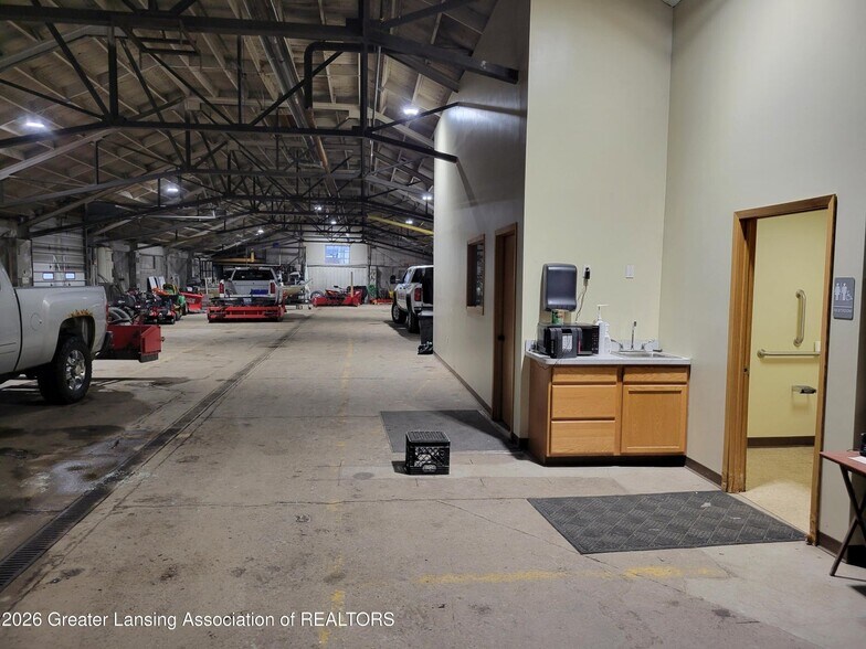 More Photos Of 108 W Higham St, Saint Johns Medical For Sale