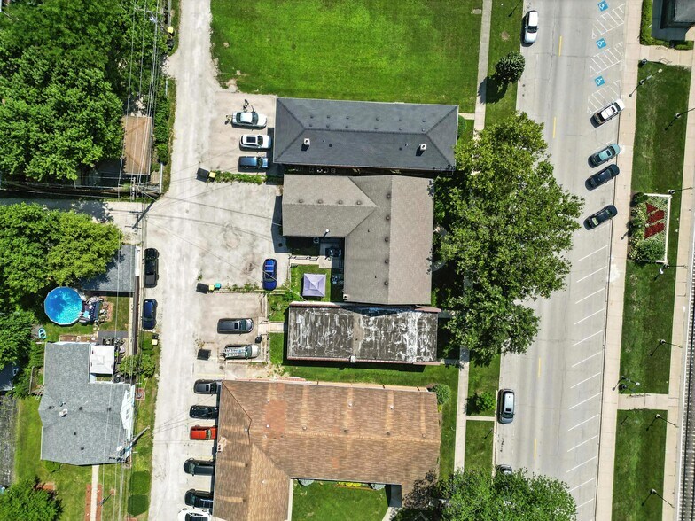 More Photos Of 32-34 W Burlington Ave, Westmont Office For Sale